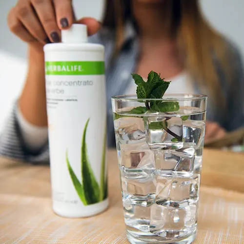kit herbalife idratare aloe concentrato alle erbe herbalife