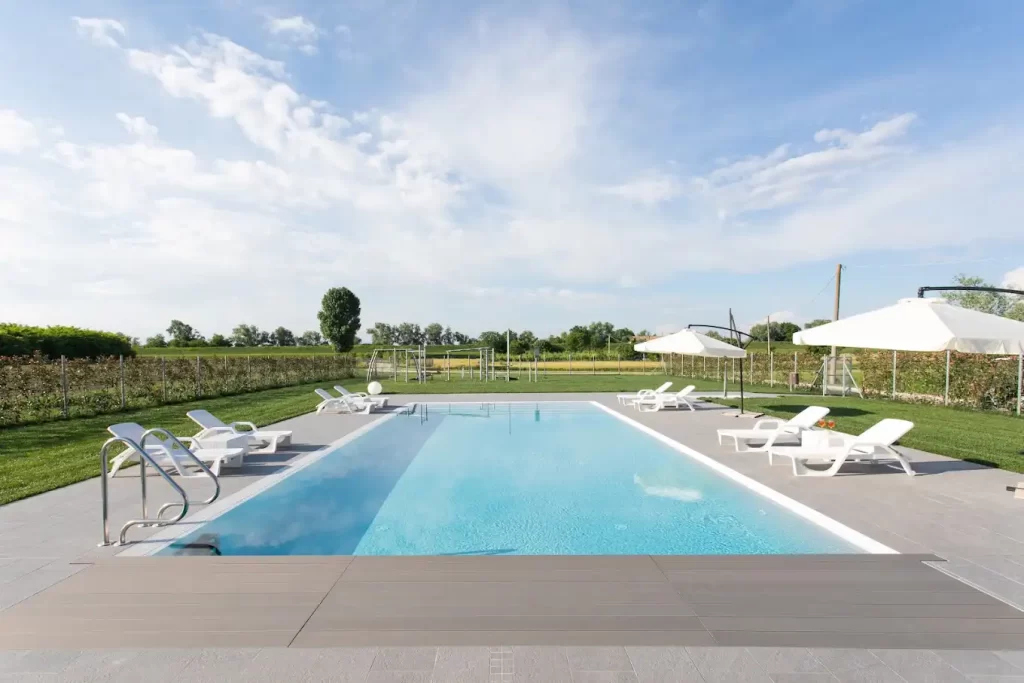 campofiore piscina